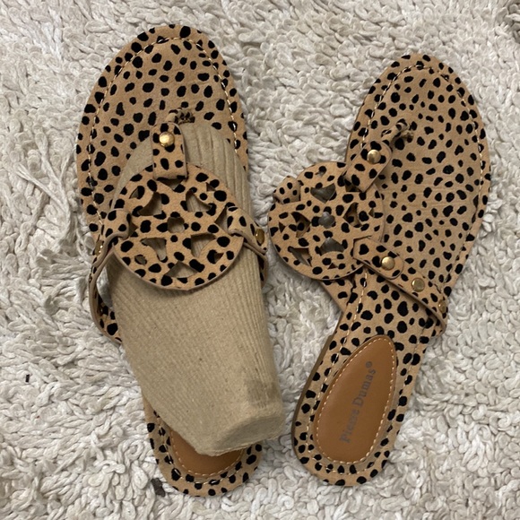 Pierre Dumas Sandals - Picture 3 of 6